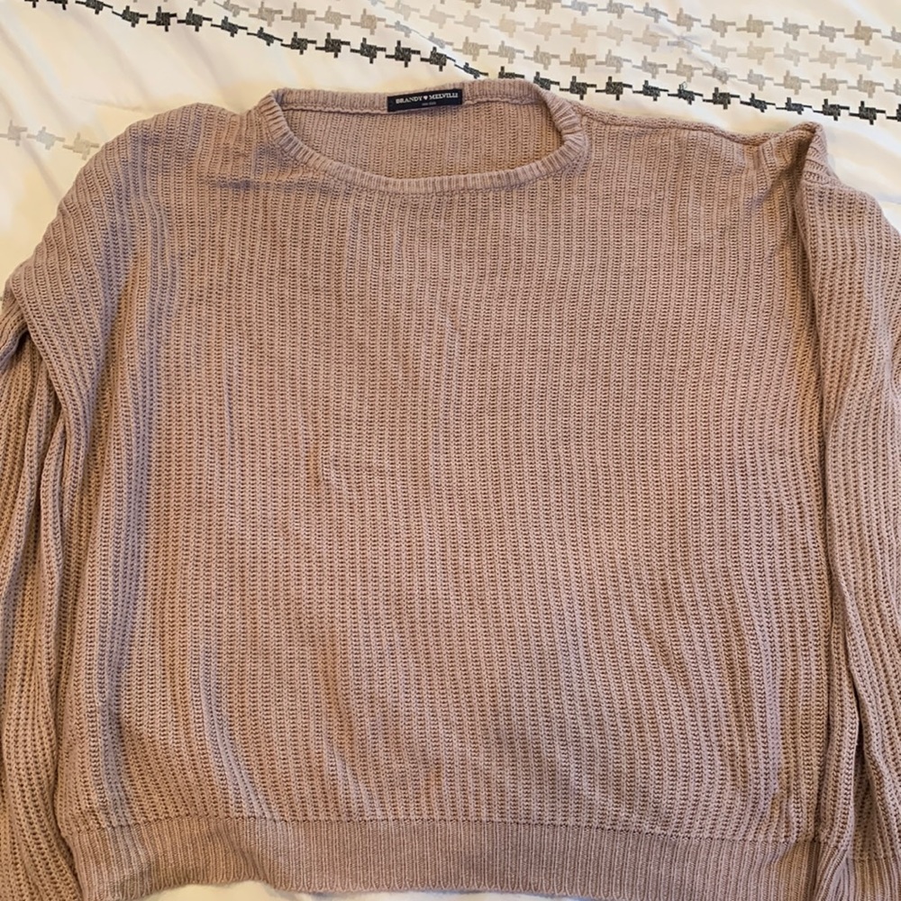Women’s pullover sweater